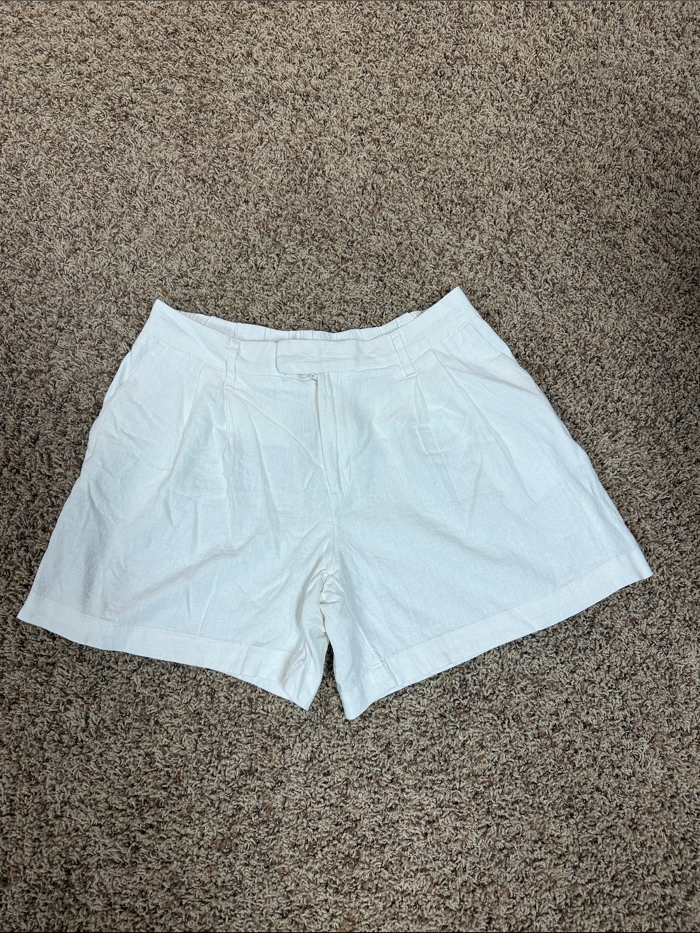 a new day White High-Waist Pleated Linen-Blend Shorts